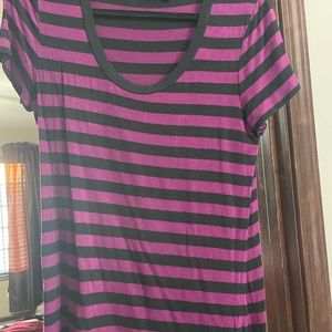 Apt. 9 purple and black striped t shirt with black sequins bottom Size Medium